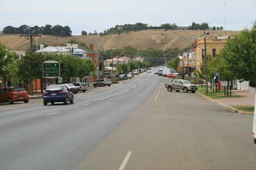 View through main street of Casterton